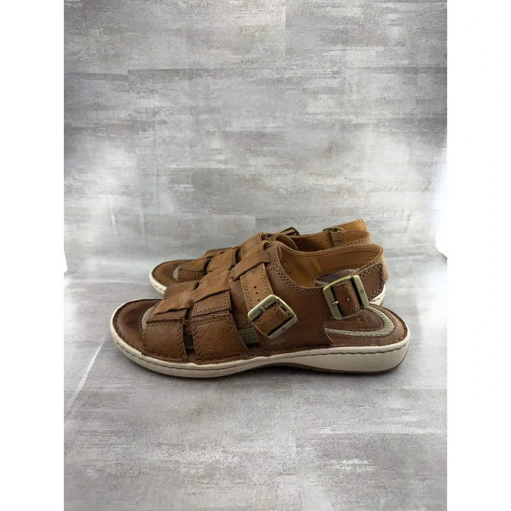 Born Khela Men Sz 10M Tan Leather Fisherman Sandals Strappy Buckle Shoes